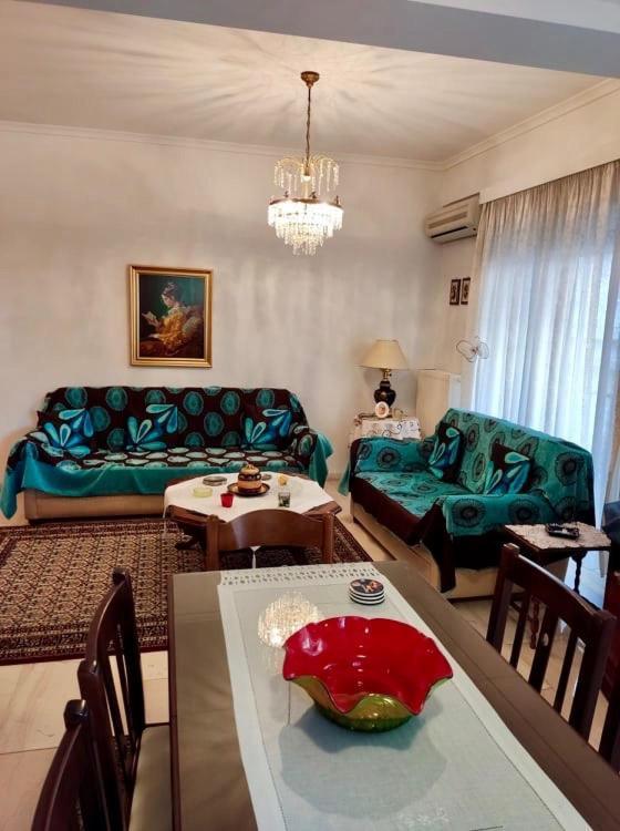 Marys House , Lovely 2-Bedroom Apartment Thessaloniki Buitenkant foto